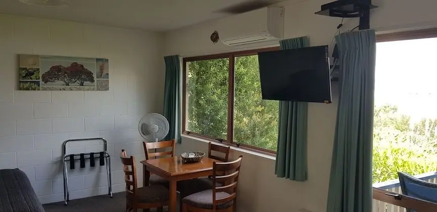 Standard Süit, 1 Yatak Odası, Sigara İçilmez, Mutfak (Harbour View Unit)