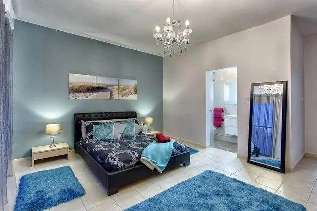 Apart Daire, 2 Yatak Odası, Balkon, Liman Manzaralı