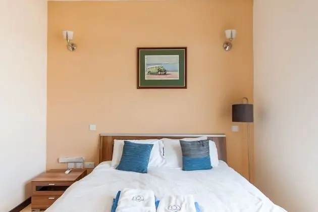 Family Ev, Birden Çok Yatak, 2 Banyolu, Bahçeli (Harbour Views Gozitan Villa + Shared)