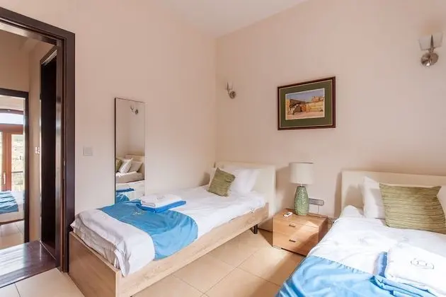 Family Ev, Birden Çok Yatak, 2 Banyolu, Bahçeli (Harbour Views Gozitan Villa + Shared)