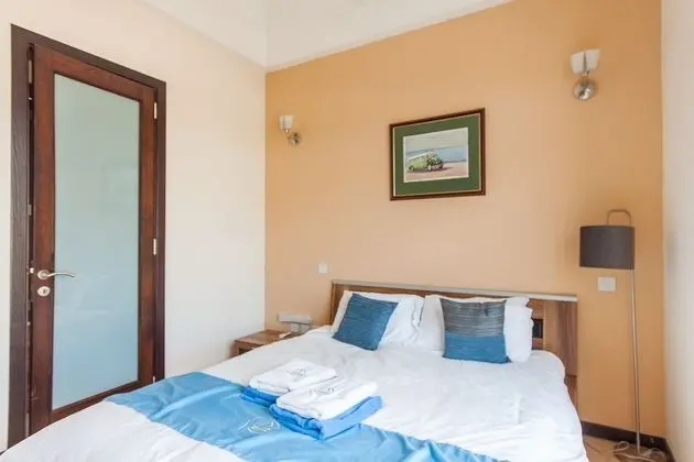 Family Ev, Birden Çok Yatak, 2 Banyolu, Bahçeli (Harbour Views Gozitan Villa + Shared)