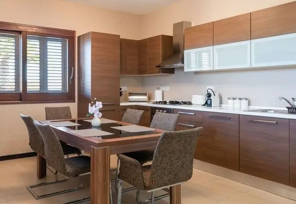 Family Ev, Birden Çok Yatak, 2 Banyolu, Bahçeli (Harbour Views Gozitan Villa + Shared)