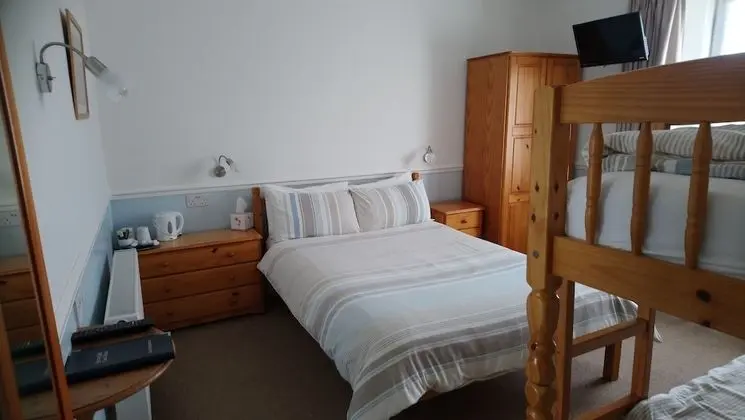 Family Dört Kişilik Oda, Birden Çok Yatak, Sigara İçilmez