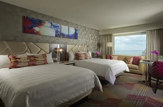South Tower Ocean Deluxe 2 Queens
