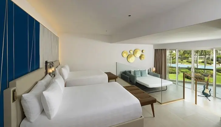 Süit, Birden Çok Yatak (Caribbean with Double Beds & Sofa bed)
