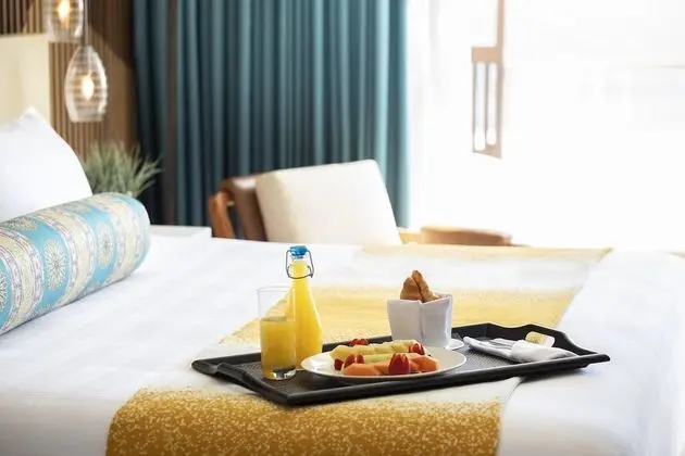 Rock Suite Ocean View ( One Bedroom ) with Personal Assistant