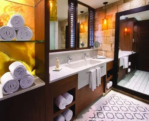 Deluxe Oda, 1 En Büyük (King) Boy Yatak (Diamond)
