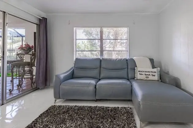 Ev (Hardee House in Gulf Gate Neighborhoo)