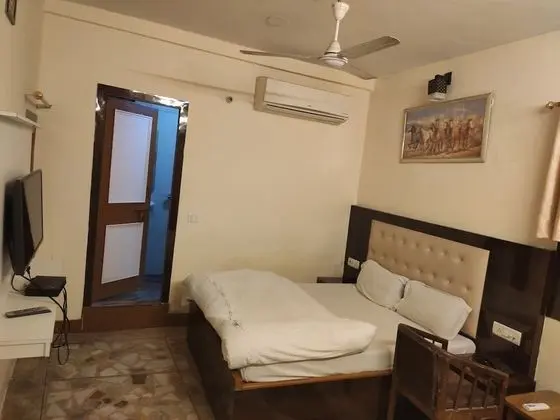 Superior Tek Büyük Yataklı Oda