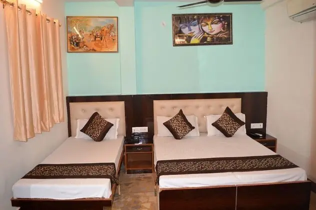 Deluxe Üç Kişilik Oda