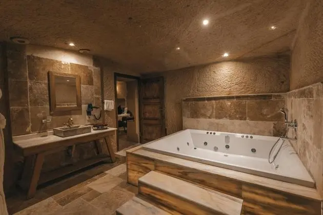 Deluxe Suite,    , Jakuzili