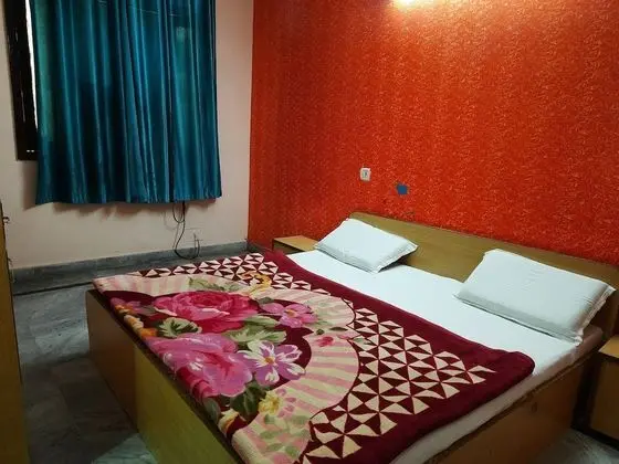 Basic Tek Büyük Yataklı Oda (Fan)