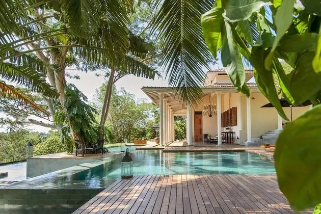 Two Bedroom Colonial Villa with Pool