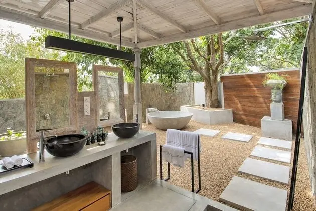 Two Bedroom Colonial Villa with Pool