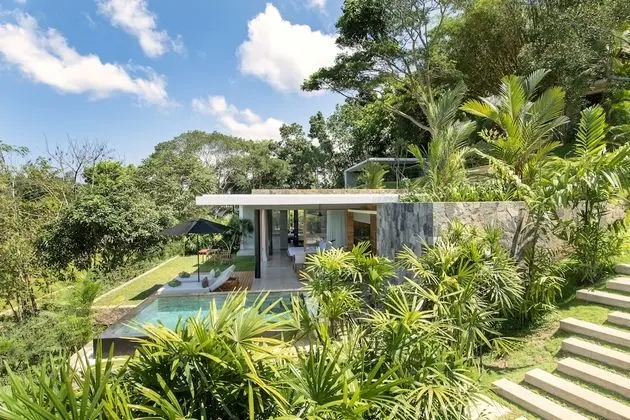 Two Bedroom Colonial Villa with Pool