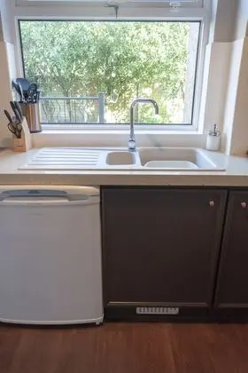 Ev, Özel Banyo (3 Bed)