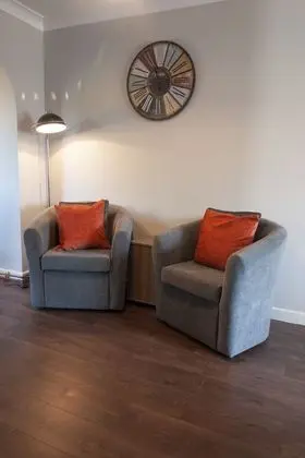 Ev, Özel Banyo (3 Bed)