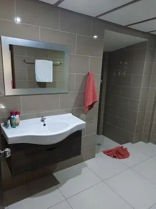 Comfort Bungalov, 1 En Büyük (King) Boy Yatak, Havuz Manzaralı