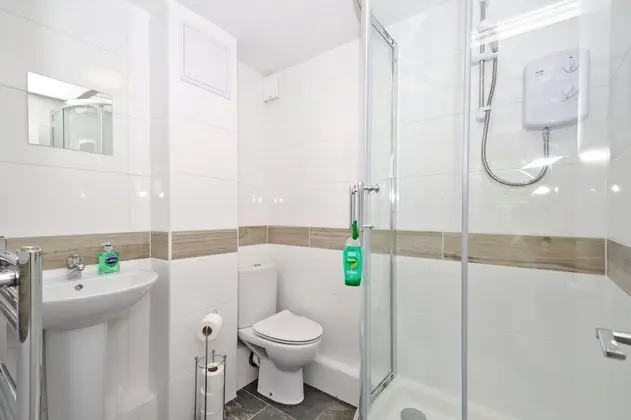 Tek Büyük Yataklı Oda, Özel Banyo