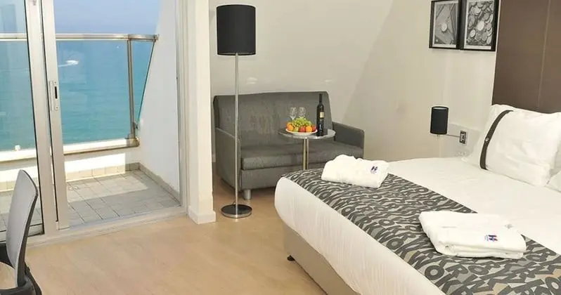 Deluxe Tek Büyük Yataklı Oda, 1 En Büyük (King) Boy Yatak, Business Dinlenme Salonu Kullanımı