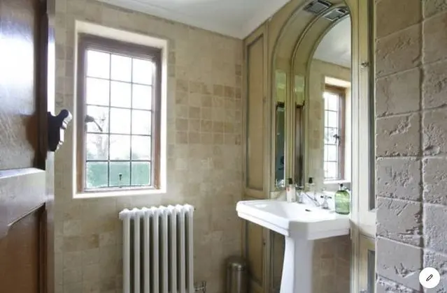 Luxury Tek Büyük Yataklı Oda, Özel Banyo, Bahçe Manzaralı (The Wingate Room)