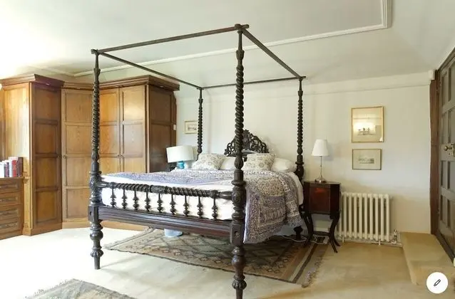 Superior Tek Büyük Yataklı Oda, Banyolu/Duşlu, Bahçe Manzaralı (The Tabor Room)