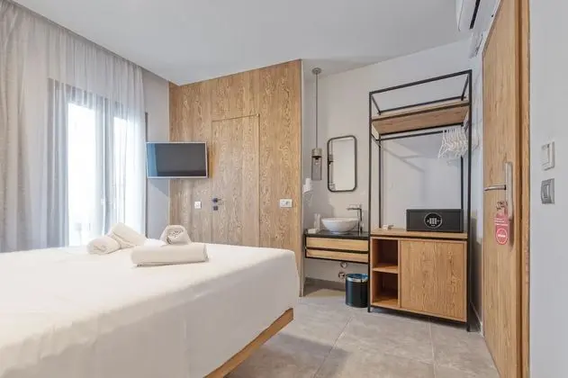 Classic Budget Room, Partial Sea View-Annex