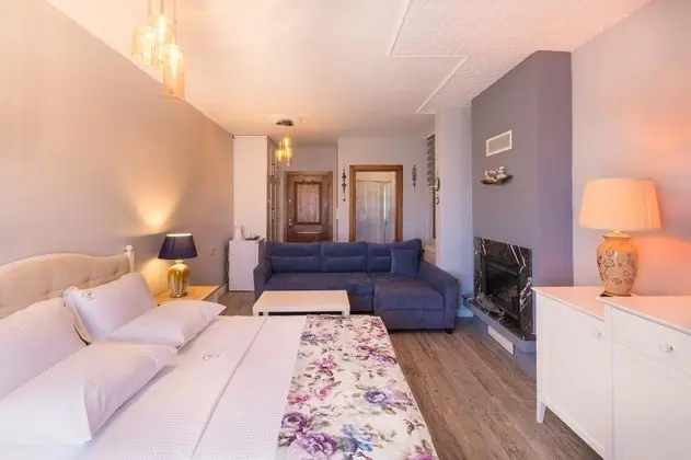 Suite, Deniz Manzaralı, Şömineli