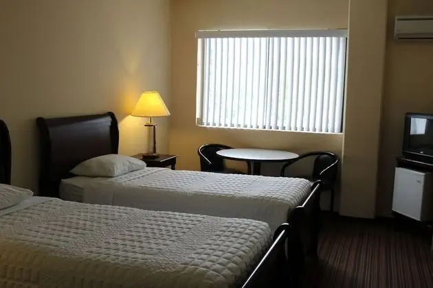 Basic Tek Kişilik Oda (2 Single Beds)