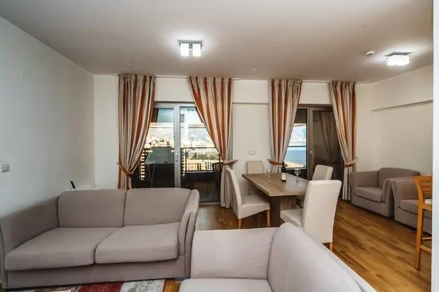 Classic Apart Daire, Deniz Manzaralı