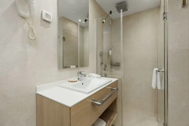 Economy Tek Kişilik Oda, Avlu Manzaralı