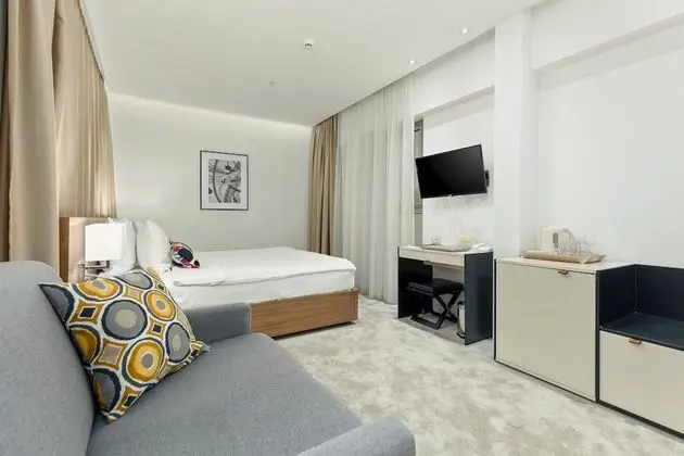 Standard Oda, 1 Büyük (Queen) Boy Yatak, Avlu Manzaralı