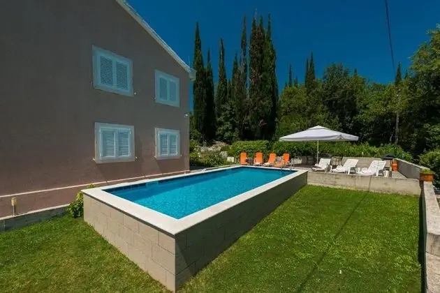 Apart Daire (Comfort 1-Bedroom Apt with Balcony)