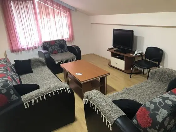 Basic Süit, Şehir Manzaralı