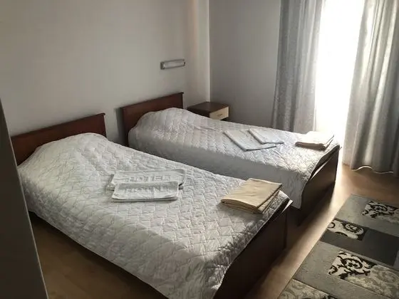 Basic Tek Büyük Yataklı Oda, Şehir Manzaralı