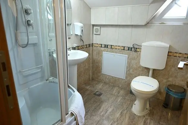 Basic Tek Büyük Yataklı Oda, Şehir Manzaralı