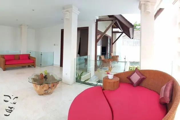 Private Villa with Pool