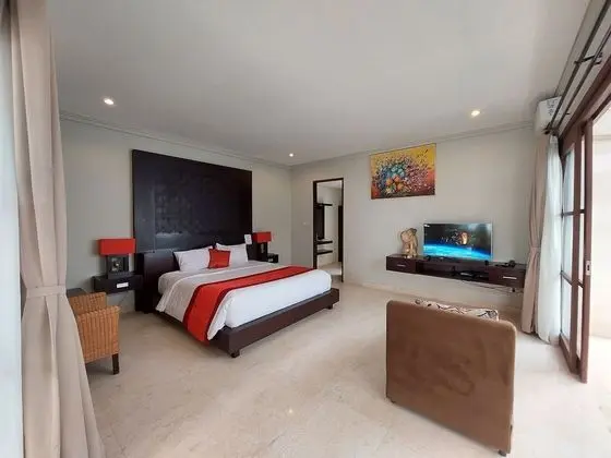 Private Villa with Pool