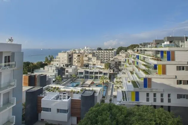 Tek Büyük veya İki Ayrı Yataklı Oda, Kısmi Deniz Manzaralı