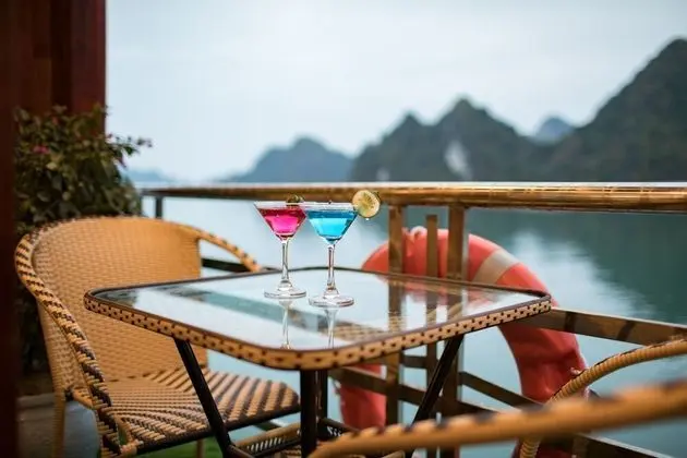 Deluxe Tek Büyük veya İki Ayrı Yataklı Oda, Balkon