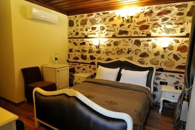 Nar Çiçeği