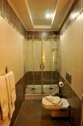 Nar Çiçeği