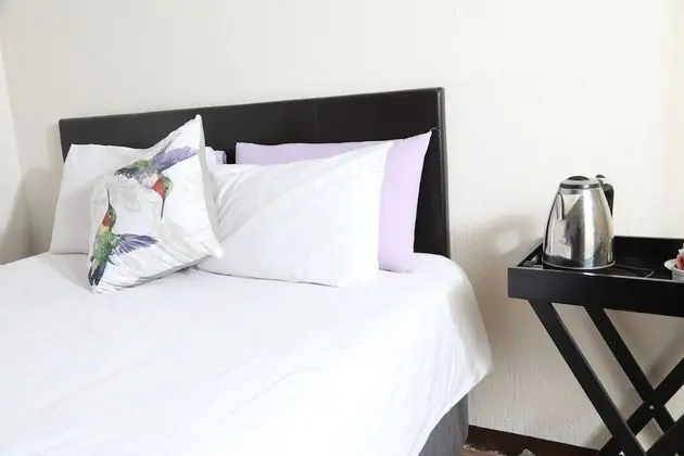 Comfort Oda (Purple Room)