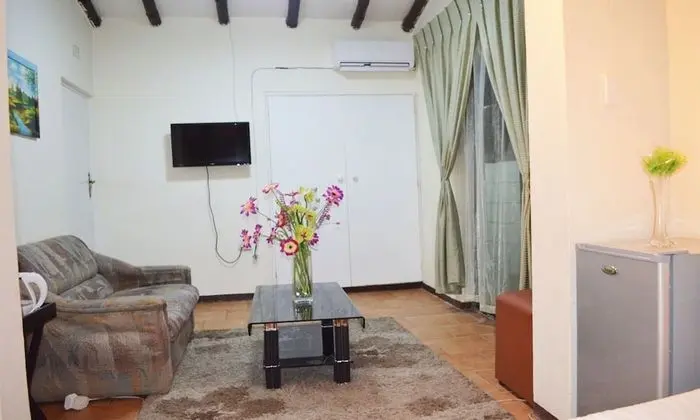Comfort Oda (Purple Room)