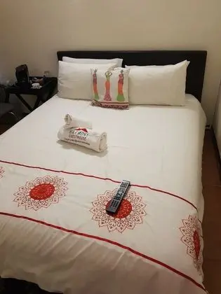PROMO DOUBLE ROOM (NONE EN-SUITE)