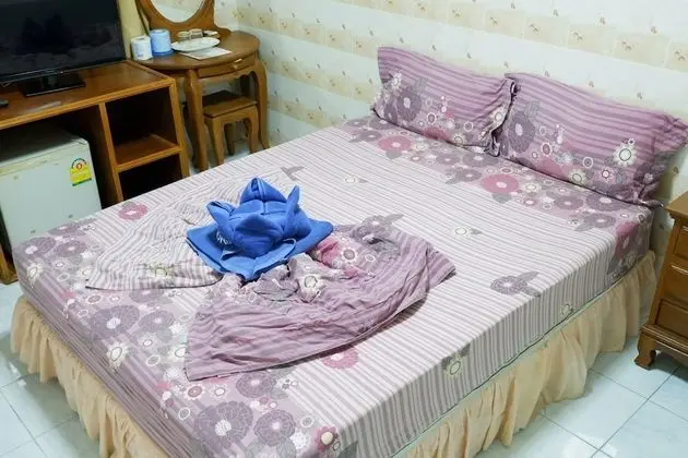 Standard Air Room
