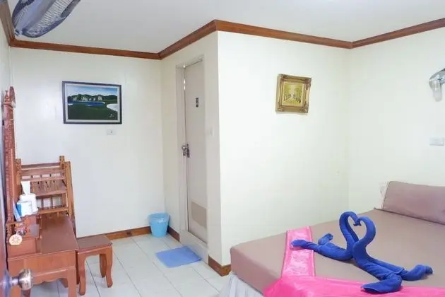 Standard Fan Room