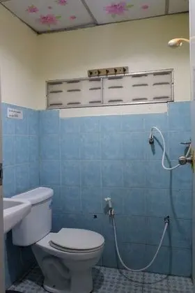 Standard Fan Room