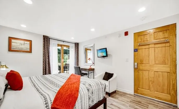 Business Oda, 1 En Büyük (King) Boy Yatak, Veranda, Avlu Manzaralı