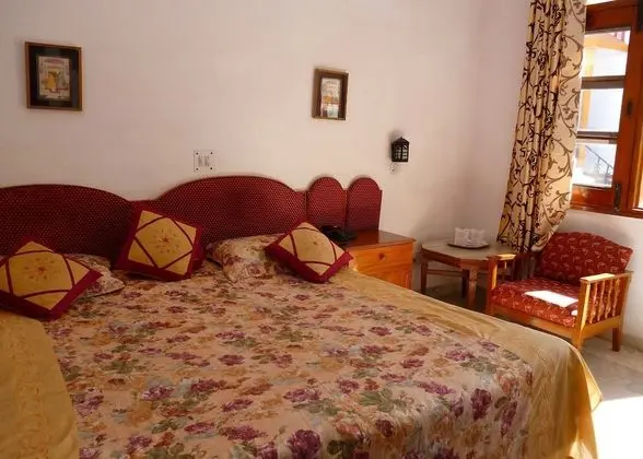 Standard Tek Büyük veya İki Ayrı Yataklı Oda